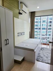 Lakeholmz (D22), Condominium #638205281
